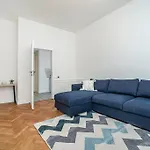 Cozy Apartment In Hipster Area